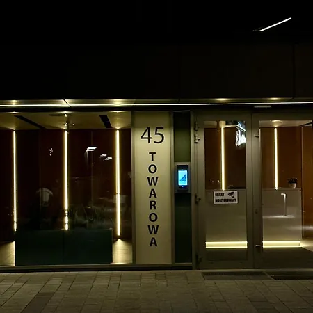Апартаменты Piper Towarowa Centrum Targi *