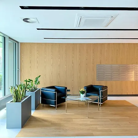 Апартаменты Piper Towarowa Centrum Targi *